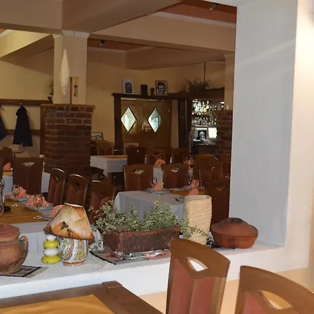 Stovrela モーテル *